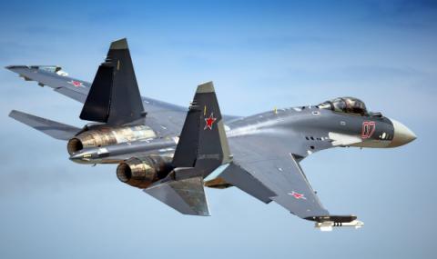 Руски Су-27 отвя изтребител на НАТО (ВИДЕО) - 1
