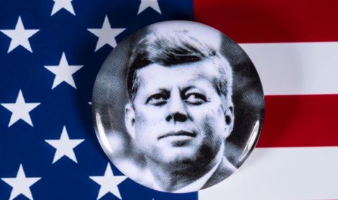 8 ноември 1960 г. Джон Кенеди е избран за президент на САЩ - 1