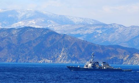 Военни кораби на САЩ и Канада в Тайванския проток раздразниха Китай - 1