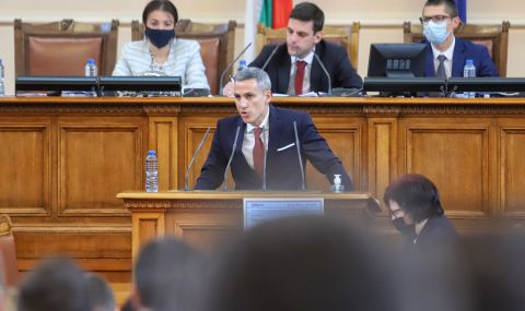Депутатите се заеха с промени в парламентарни комисии - 1