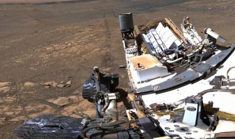 НАСА показа висококачествена панорама от повърхността на Марс - 1