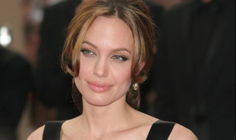 Новата любов на Анджелина Джоли е... - 1