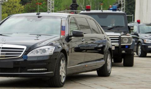 В Русия полицията започна да забранява вносните служебни автомобили - 1