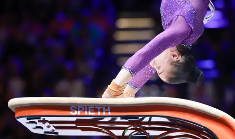 Валентина Георгиева триумфира със злато на прескок в Ташкент, побеждавайки легендарната Чусовитина - 1