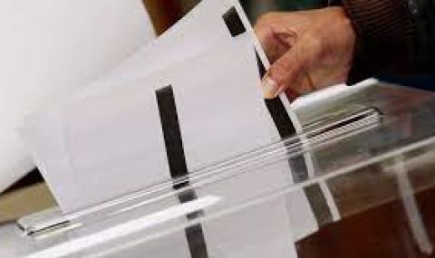 Рекорден брой българи в чужбина искат да гласуват - 1