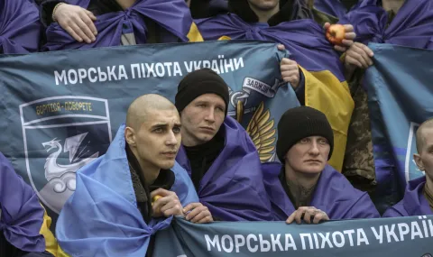 Зеленски предлага ново удължаване на военното положение и мобилизацията в Украйна