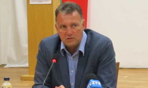 Валентин Николов: Асен Василев реже капиталови разходи, за да закърпи бюджета - 1