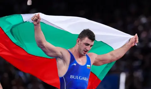 Семен Новиков и Кирил Милов триумфираха в държавното първенство по борба - 1