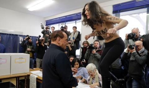 Активистка на Femen се разголи пред Берлускони (ВИДЕО+СНИМКИ) - 1