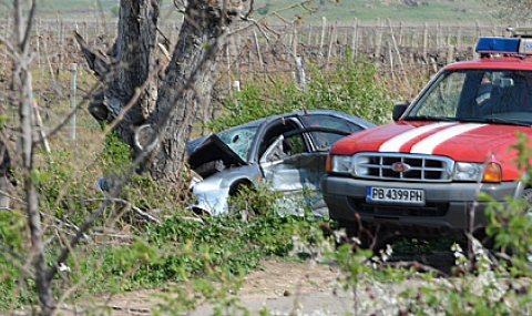 Тежки катастрофи взеха три жертви край Перущица и в Попово - 1