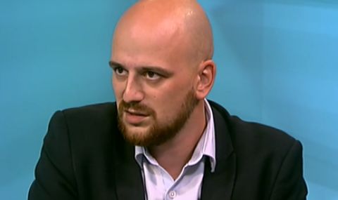 Светлин Тачев: Въпросът е кой ще мигне пръв, затова и самите протестиращи сменят формата на протест - 1