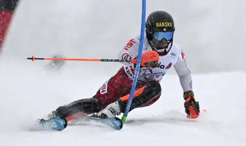 Albert Popov finished 16th in the slalom in Adelboden  - 1