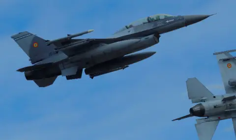 Първите ни два изтребителя F-16 кацат в България до месец април 2025 година - 1