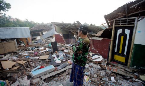 Ужасът продължава! Ново земетресение в Индонезия - 1