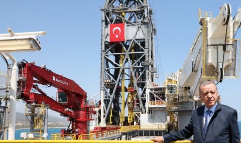 Три кораба с имена на убити в Кипър деца ще съпровождат турския сондажен кораб в Източното Средиземноморие - 1