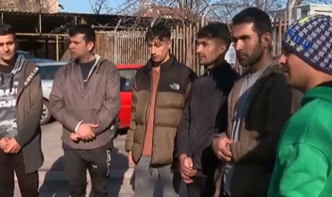 Мигрантите, оцелели след трагедията в Локорско: Започнахме да викаме, да крещим. Нямаше как да се измъкнем  - 1