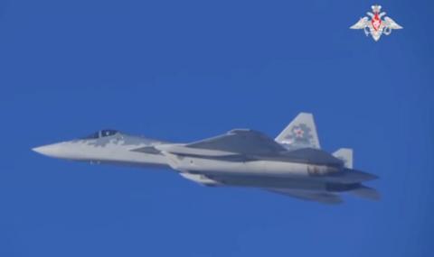 Русия показа новата си гордост Су-57 (ВИДЕО) - 1
