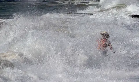 Спасители: При червен флаг не сме длъжни да вадим удавници - 1