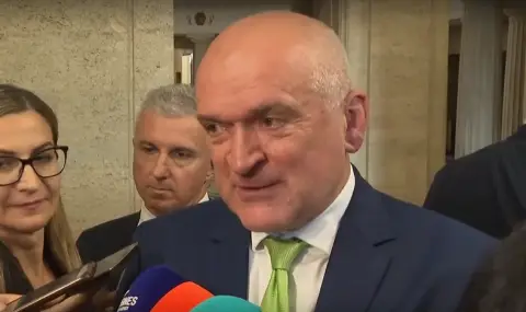 Glavchev: I told Rumen Radev that if there is no one else, then I can be acting prime minister again  - 1