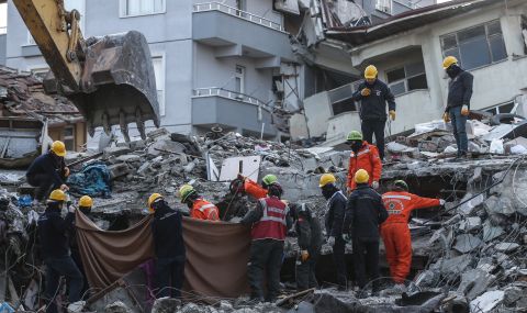 Защо се бави доставката на хуманитарна помощ в Сирия? - 1