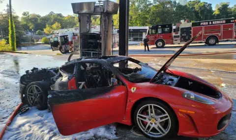 Ferrari F430 се запали на бензиностанция - 1