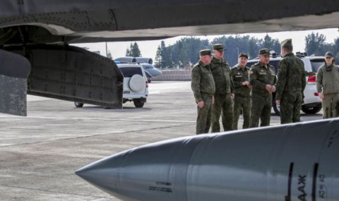 Guardian: Русия планира да мобилизира още 500 000 души за нови офанзиви в Украйна - 1