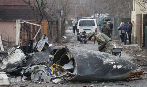 Обрат: Украинците свалили свой самолет над Киев - 1