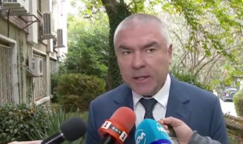 Марешки: Фармацевтите също са герои от първа линия - 1