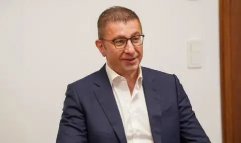 Нов дипломатически взрив по оста Скопие–София: Изтекла секретна нота за семейна почивка на Мицкоски разпали скандала