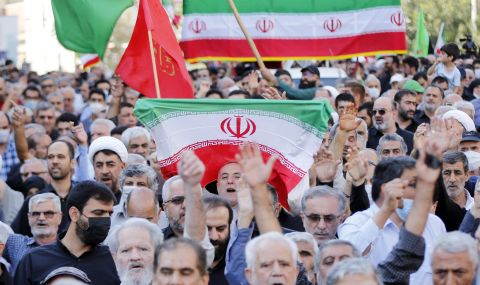 Иран ще разследва смъртните случаи при протестите - 1