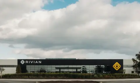 Торнадо удари завода на Rivian - 1