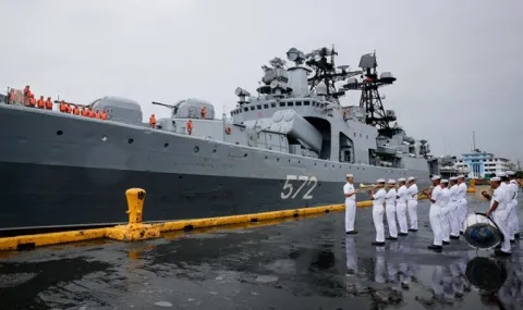 Denmark: Russian frigate did not warn before firing flares at our military helicopter! Moscow: No comment - 1