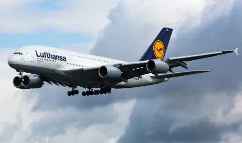 11 души бяха ранени по време на полет на Lufthansa до Франкфурт - 1