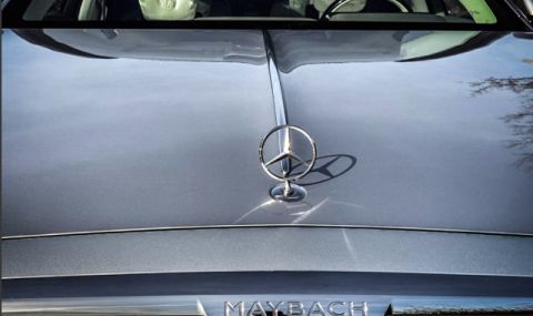 Mercedes анонсира най-противоречивата си кола досега, Maybach SL - 1
