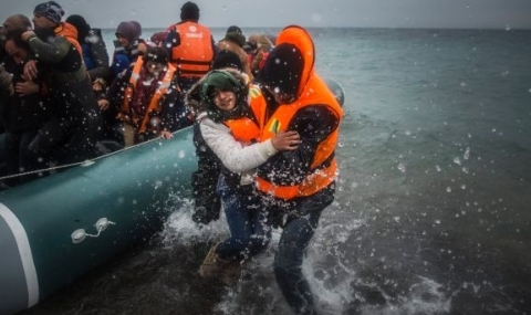 Истински вихър от бежанци към Италия - 1