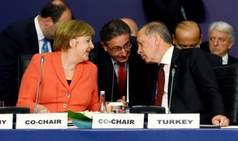 Меркел жестоко поряза мераците на Турция - 1