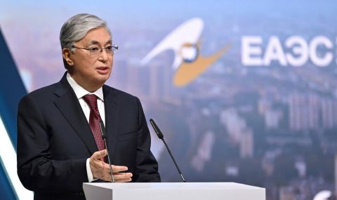 Казахстан ще обменя кредитни истории със страните от ЕИС - 1