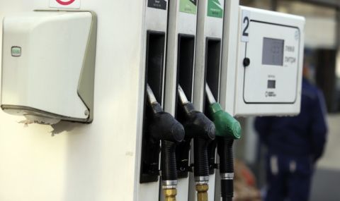 НАП: Отстъпка от 25 ст. при зареждане на гориво ще има до 31 декември - 1