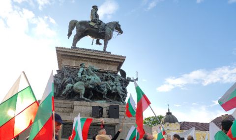 НС обсъжда вота на недоверие на фона на протести - 1