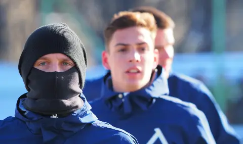 Левски удължи договора на Преслав Бачев и го прати под наем - 1