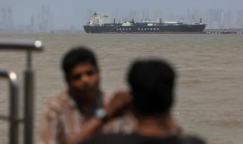 Малайзия: Наши кораби преминават през Ормузкия проток без такси - 1