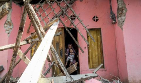 20 загинали при земетресение в Индонезия - 1