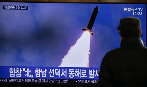Северна Корея ще приеме на въоръжение нова подводница с ракети - 1
