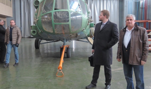 Седларски гарантира подкрепата на държавата за “Авионамс“ АД - 1
