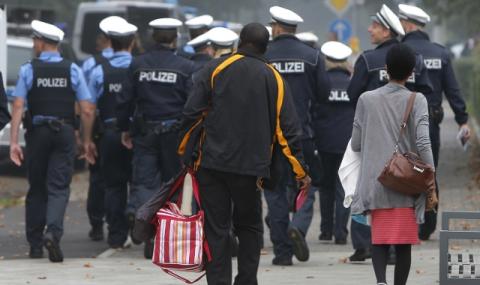 Бомба евакуира 60 000 във Франкфурт - 1