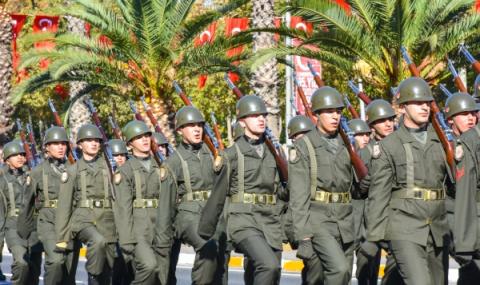 Турция намалява военната служба - 1