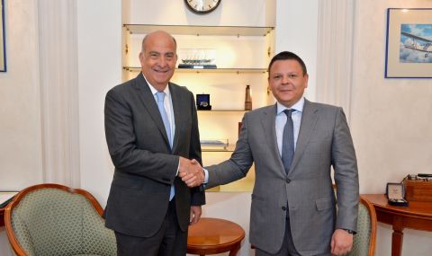 Христо Алексиев и посланик Кенет Мертен обсъдиха развитието на транспортните и енергийни коридори - 1