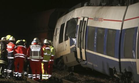 Тежка влакова катастрофа в Германия - 1