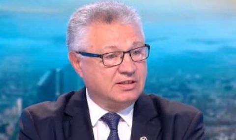 Шаламанов: Войната в Украйна е преди всичко информационна – война на значенията на смисъла - 1