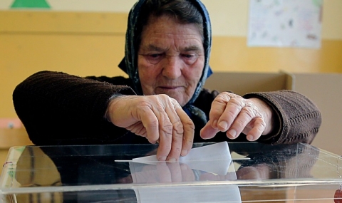 Сърбия гласува на парламентарни избори - 1